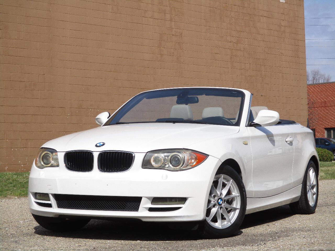 Used 2011 BMW 128i 128i 2dr Convertible image 13