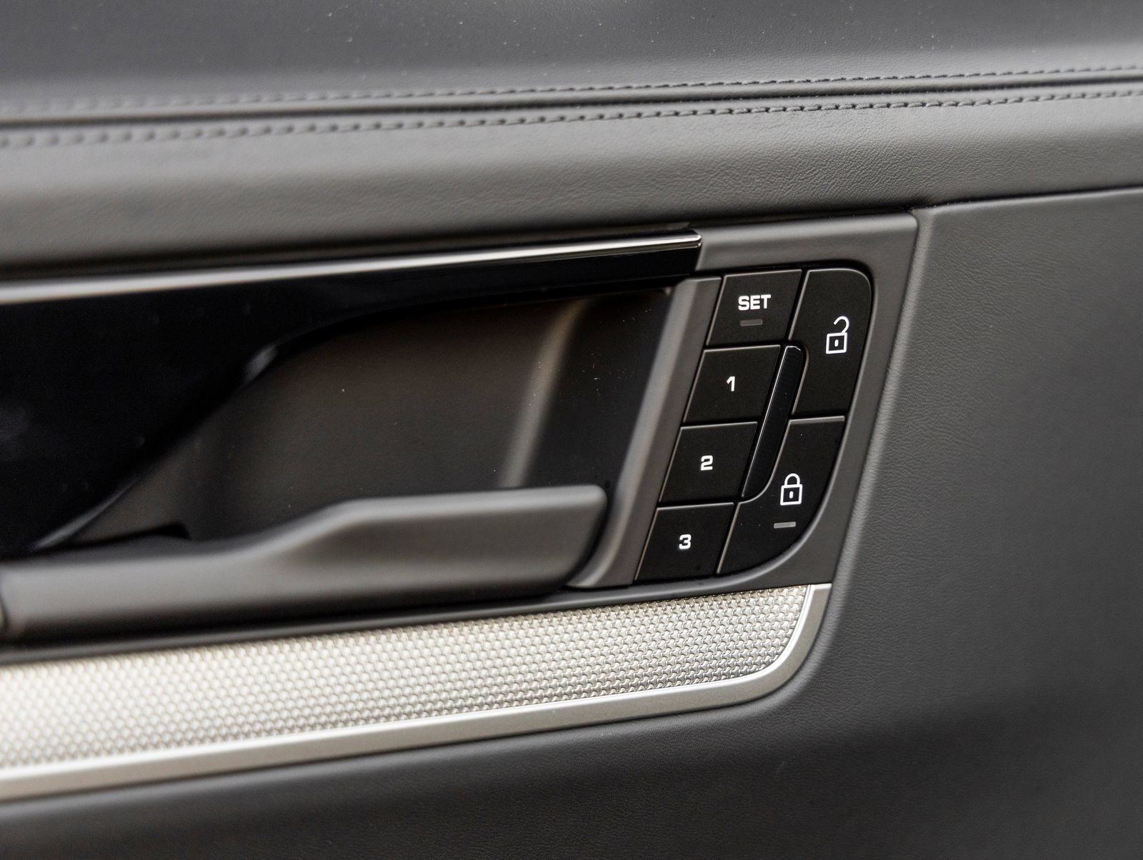 New 2026 Porsche Cayenne S AWD/4WD image 20