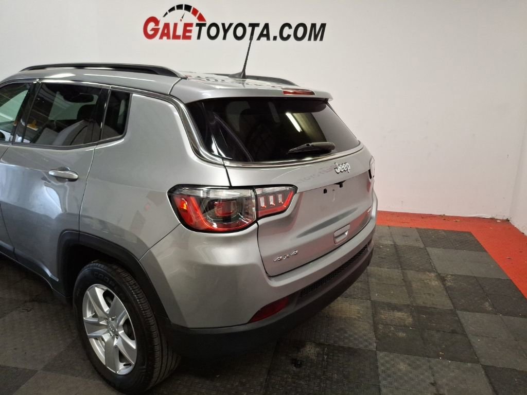 Used 2022 Jeep Compass Latitude image 5
