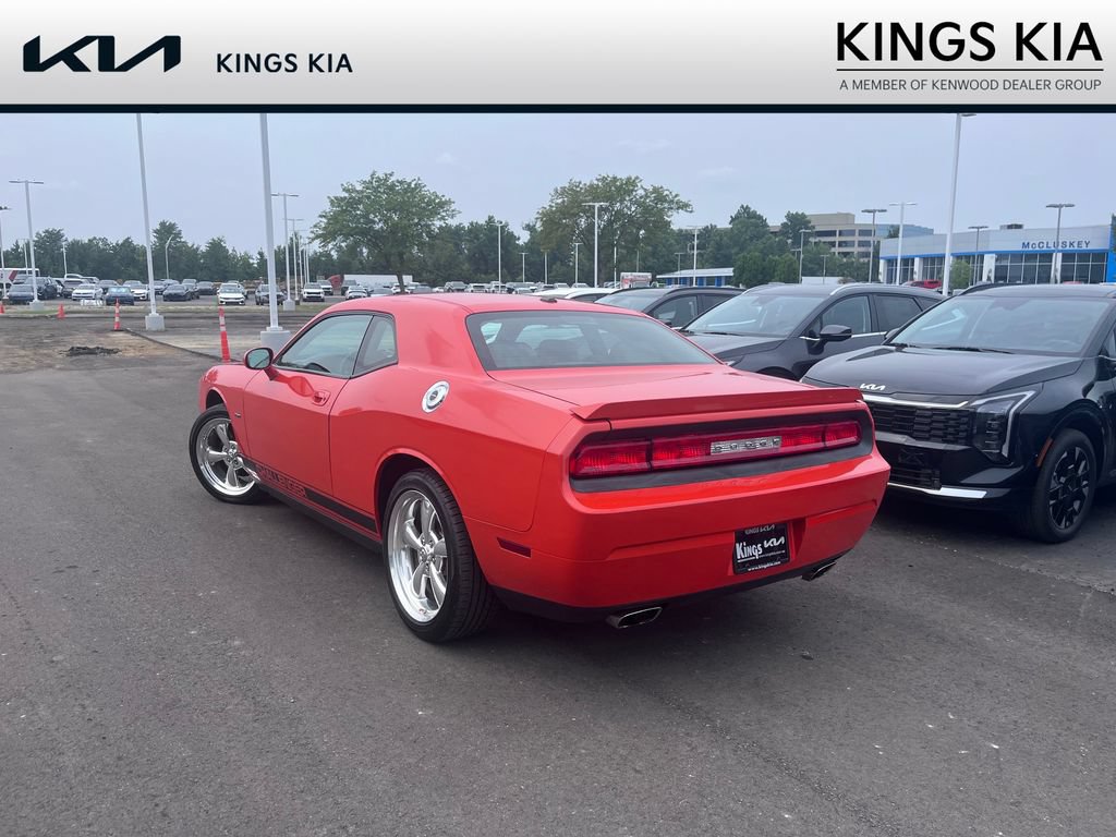 Used 2009 Dodge Challenger R/T RWD image 6