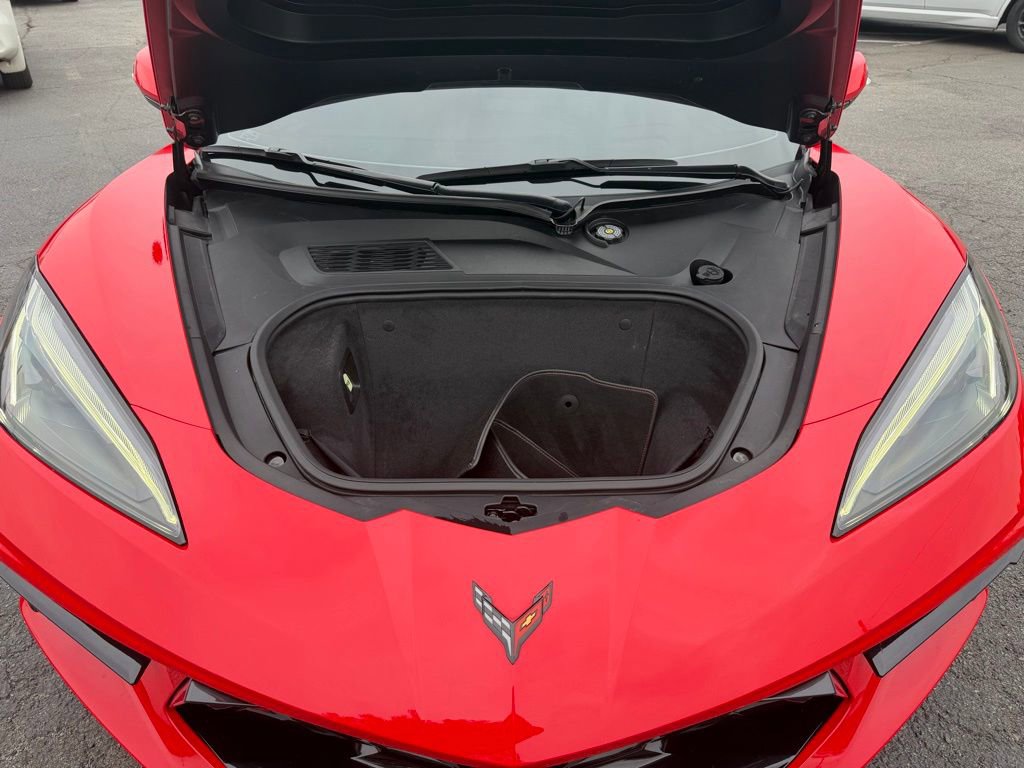 Used 2020 Chevrolet Corvette Stingray Premium Cpe w/ 3LT Preferred Equipment Group image 9