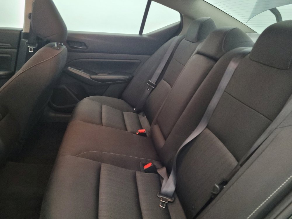 Used 2024 Nissan Altima 2.5 SV image 18