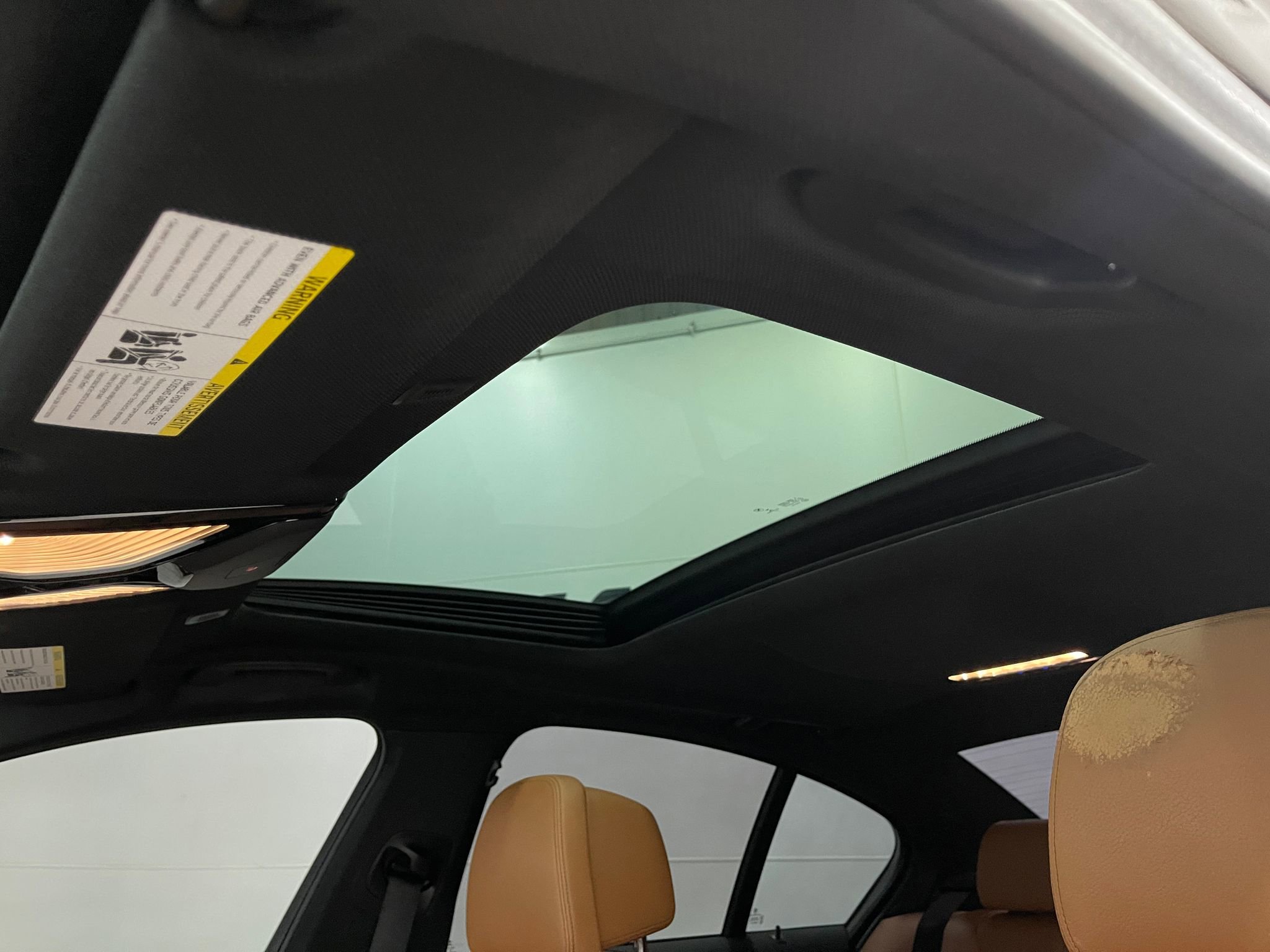 Used 2018 BMW 530e image 12