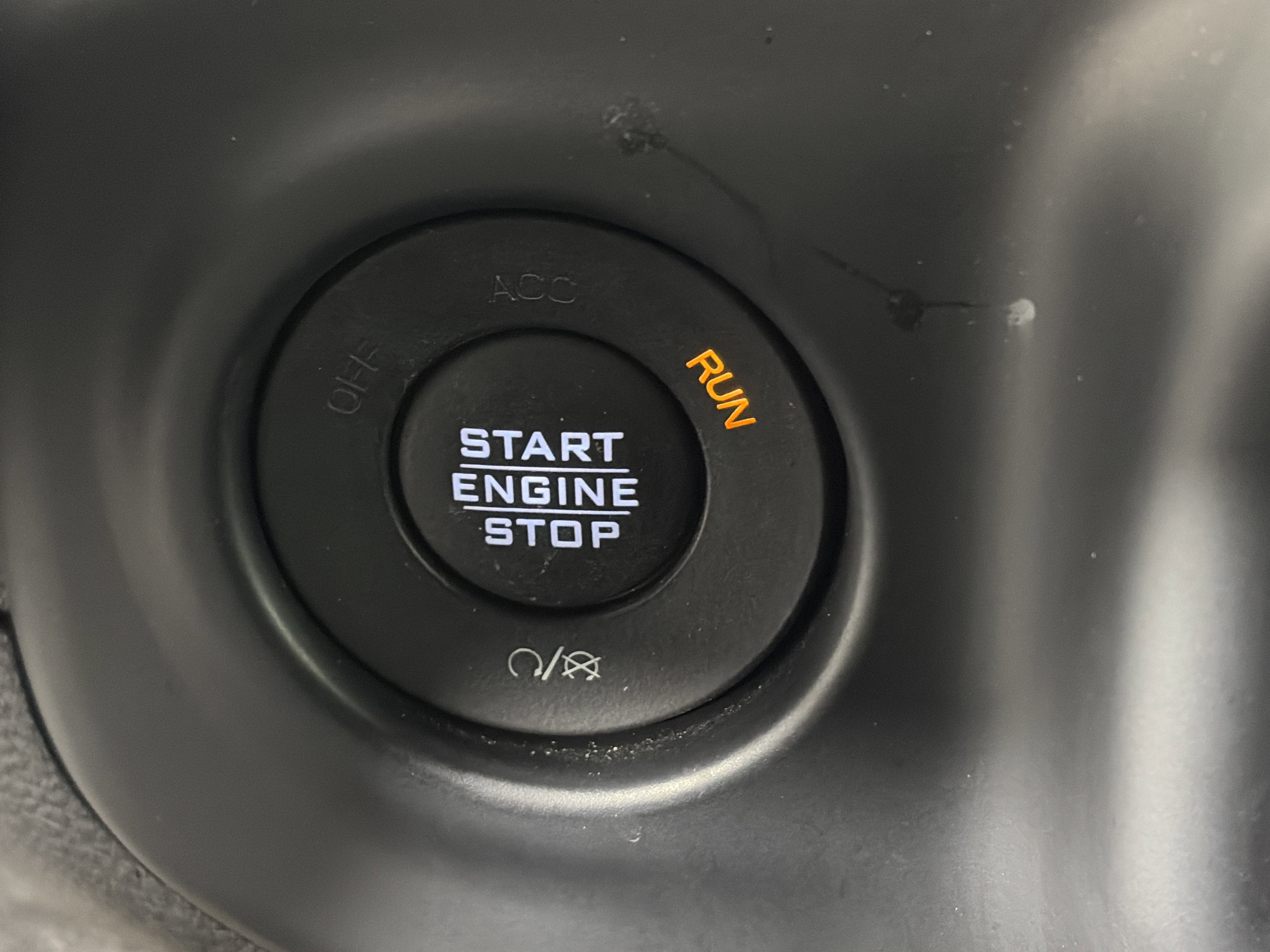 Used 2019 Jeep Wrangler Unlimited Sahara image 28