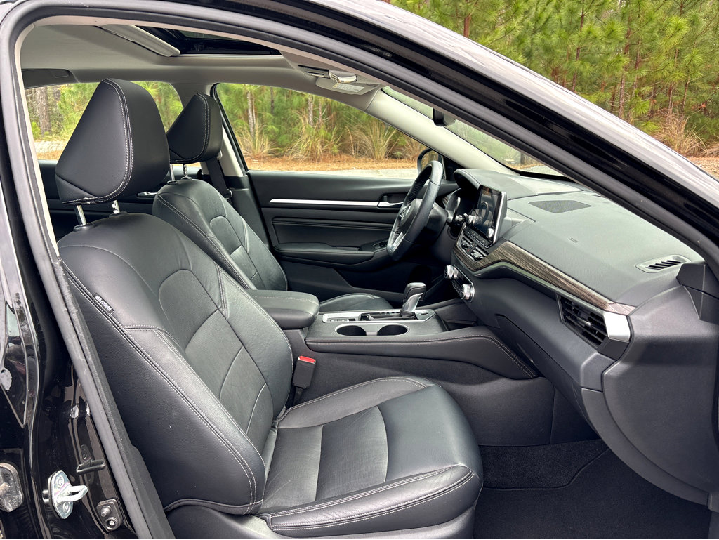 Used 2019 Nissan Altima 2.5 Platinum image 16