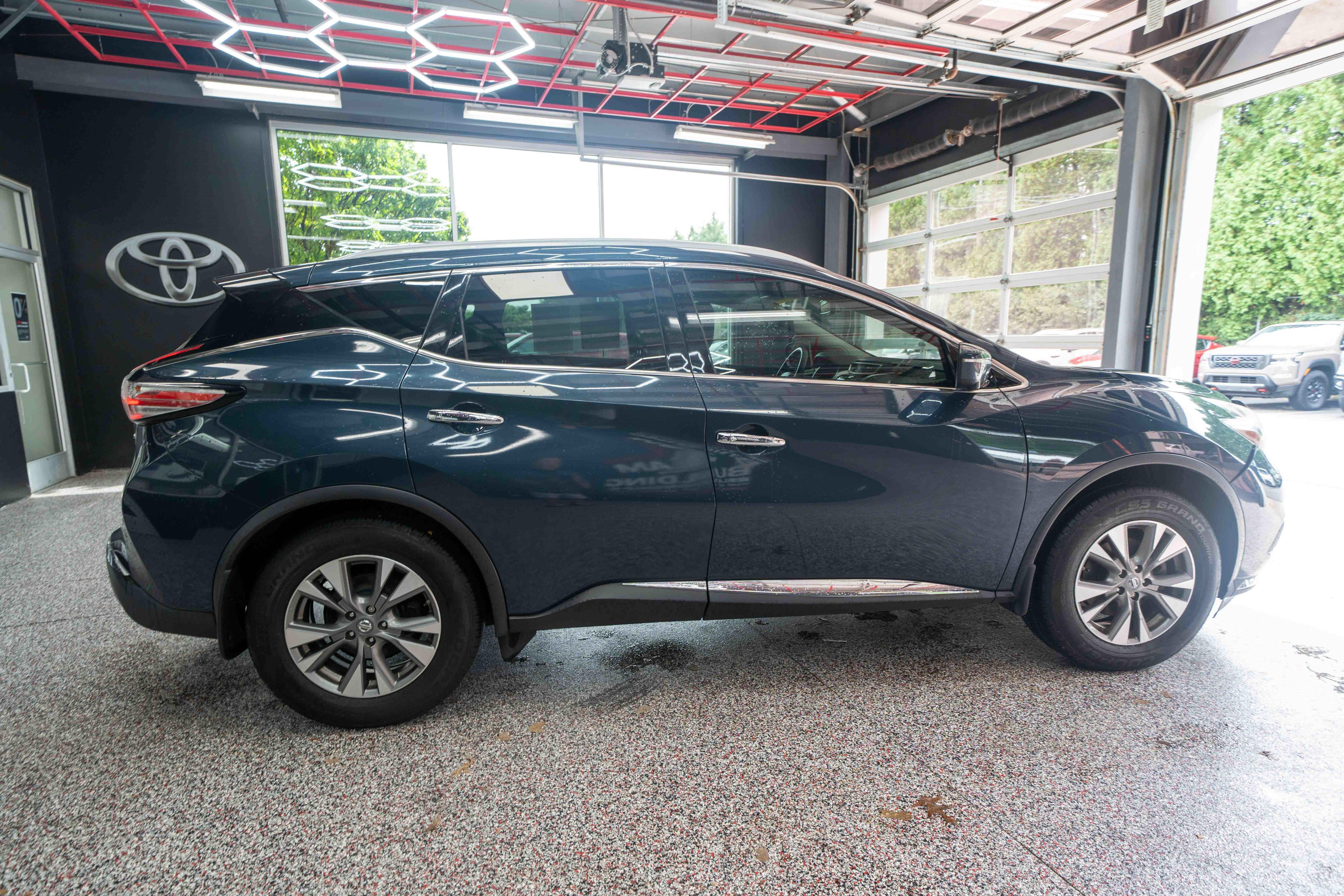 Used 2018 Nissan Murano SL AWD/4WD image 4