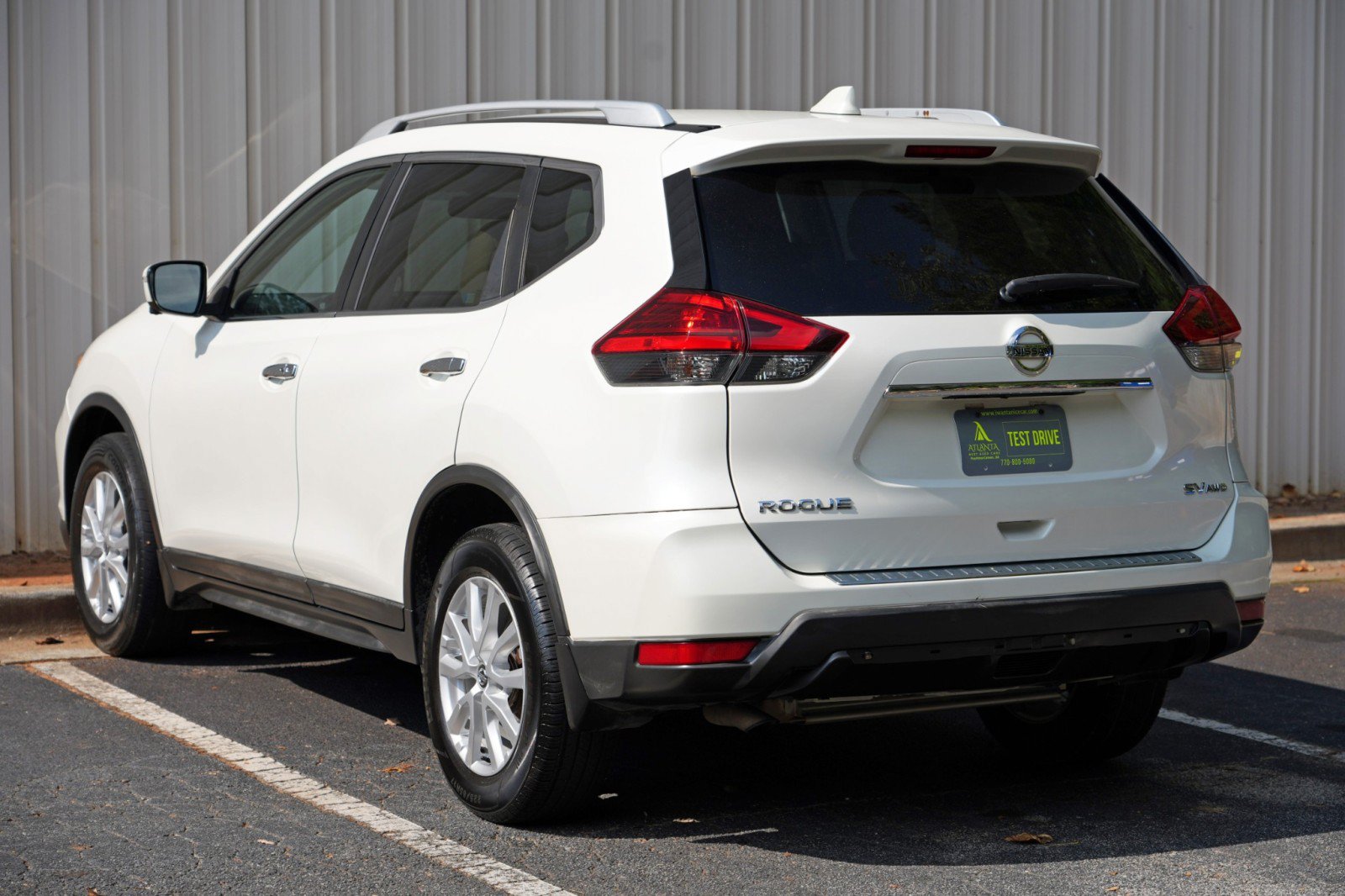 Used 2017 Nissan Rogue SV w/ SV Premium Package AWD/4WD image 45