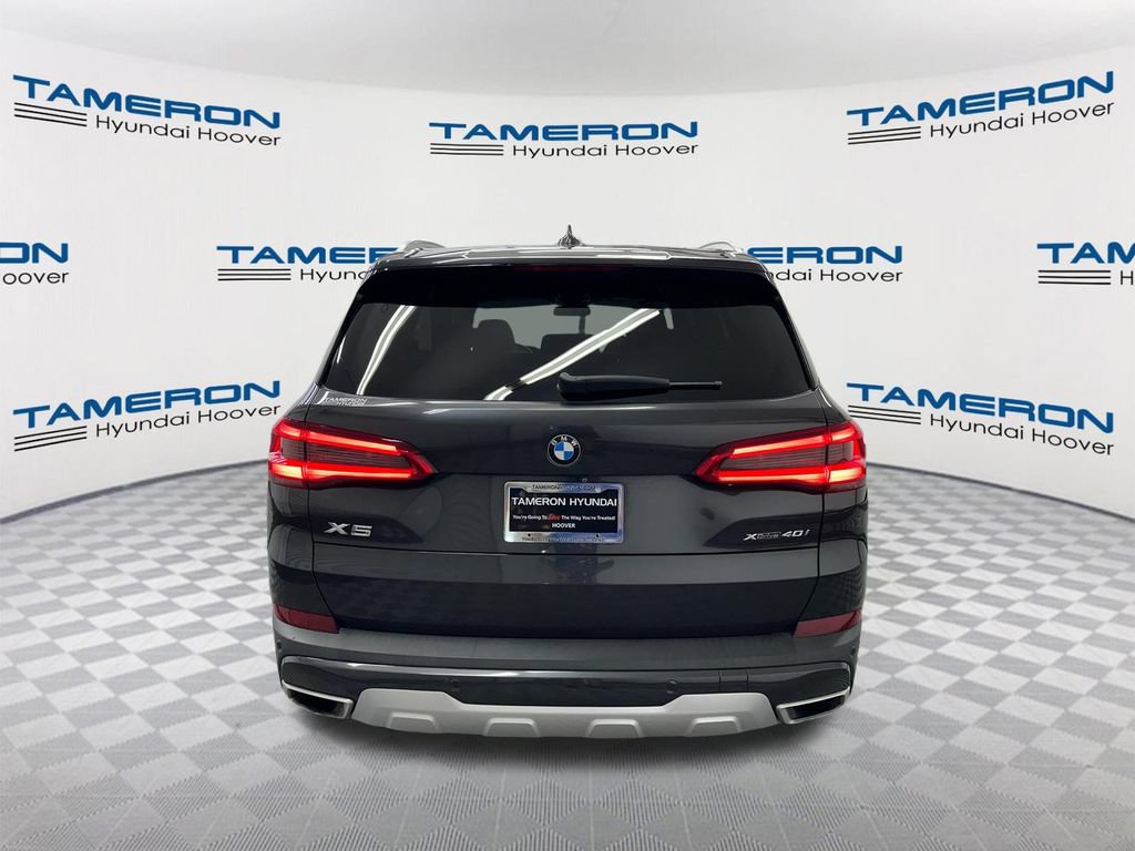 Used 2019 BMW X5 xDrive40i w/ Premium Package 2 AWD/4WD image 4