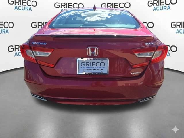 Used 2018 Honda Accord Touring image 6