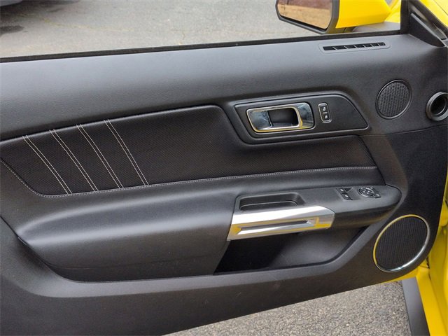 Used 2015 Ford Mustang GT Premium image 11