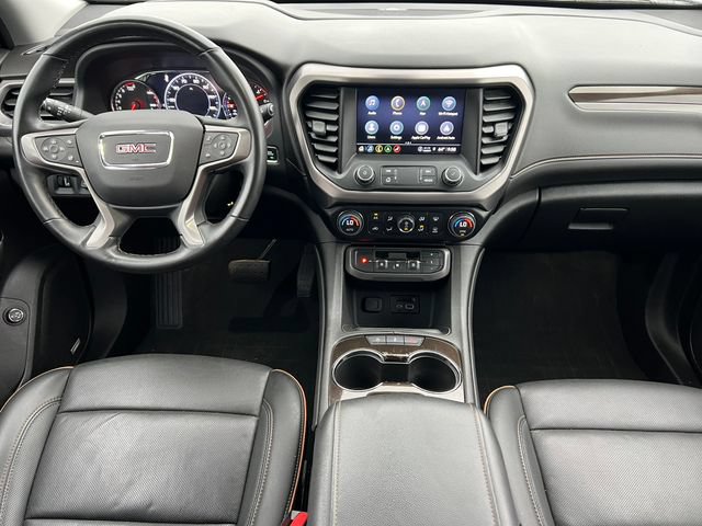 Used 2023 GMC Acadia AT4 w/ Technology Package AWD/4WD image 3