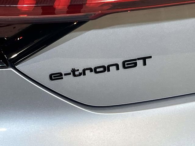 Used 2024 Audi e-tron GT Premium Plus AWD/4WD image 12