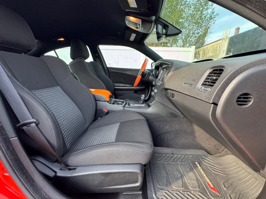 Used 2022 Dodge Charger GT image 38