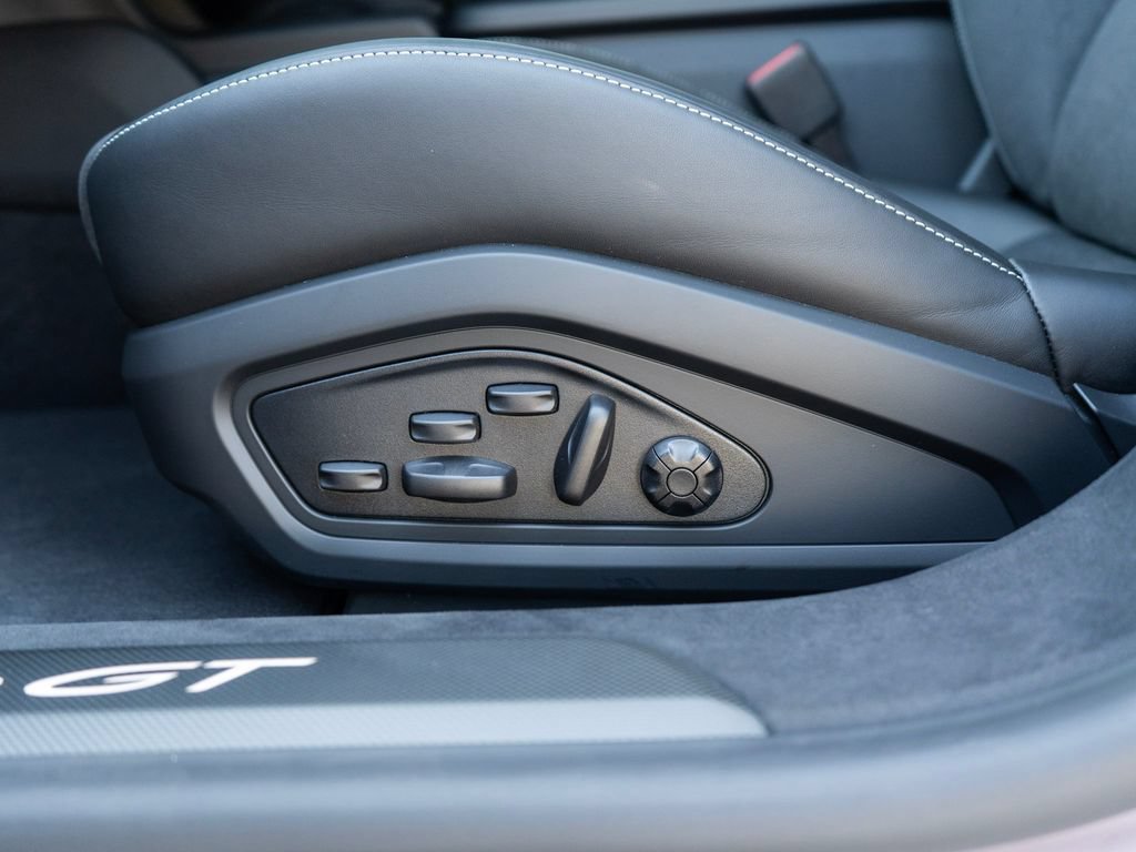 New 2026 Porsche Taycan Turbo GT AWD/4WD image 28
