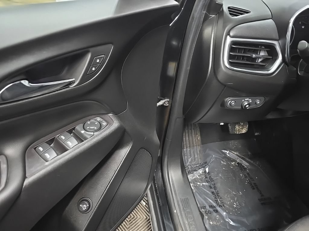 Used 2020 Chevrolet Equinox LT AWD/4WD image 27
