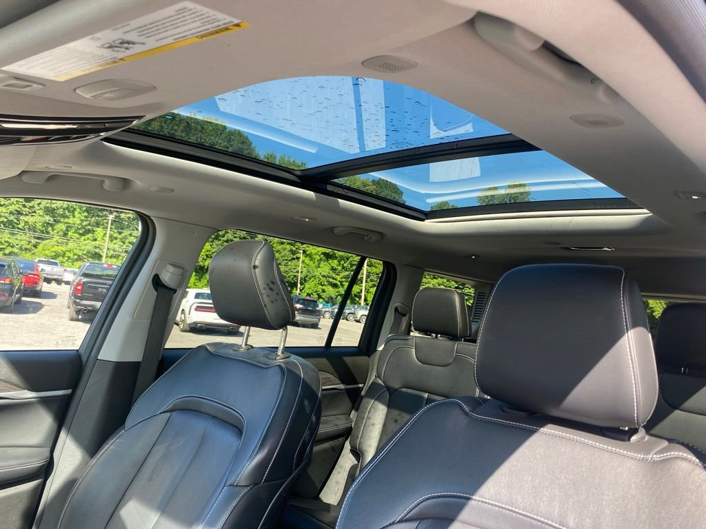 Used 2022 Jeep Grand Cherokee L Limited image 17