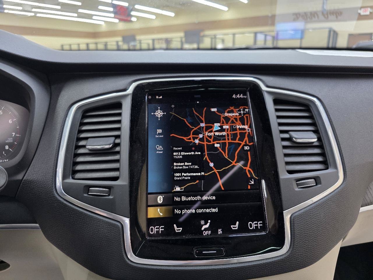 Used 2020 Volvo XC90 T6 Momentum w/ Protection Package Premier AWD/4WD image 34