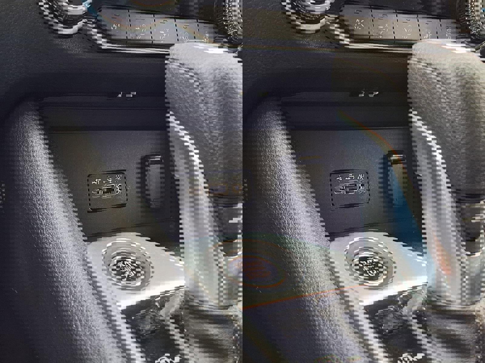 Used 2023 Nissan Sentra SV image 9