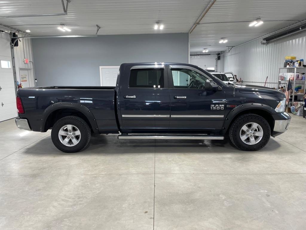 Used 2015 RAM 1500 Classic SLT w/ SLT Plus D￩cor Group image 8
