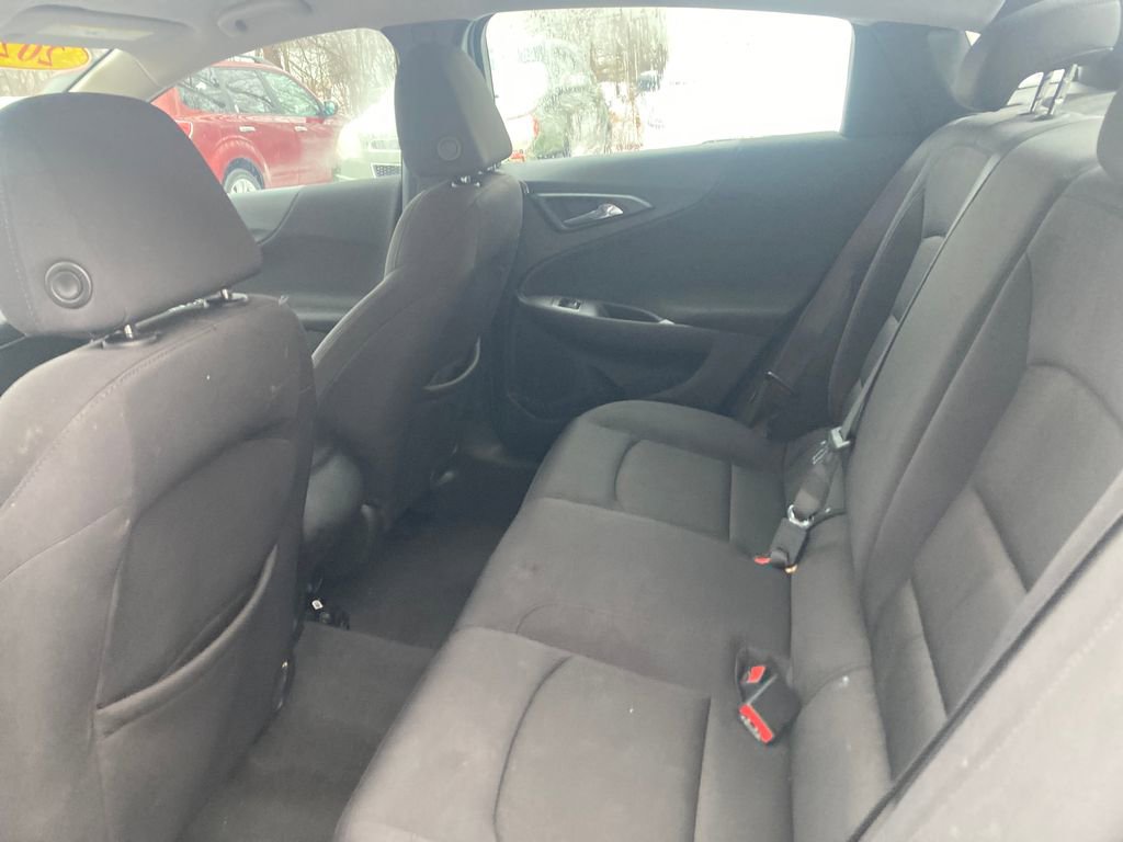 Used 2022 Chevrolet Malibu LS image 29