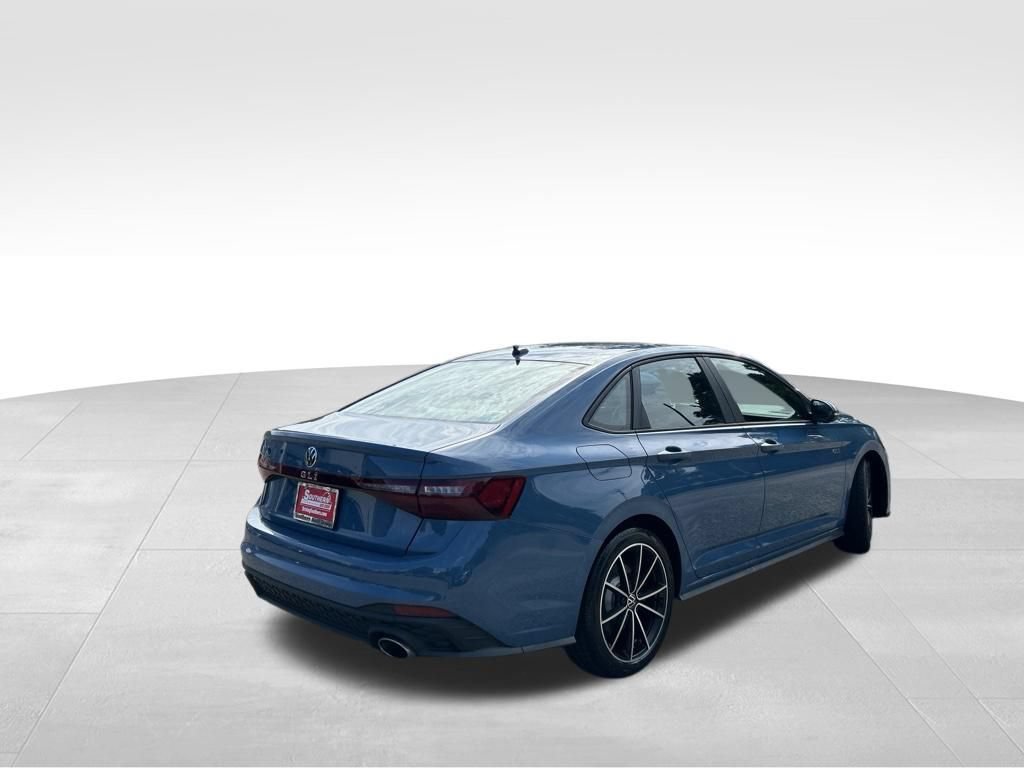 Used 2026 Volkswagen Jetta GLI Autobahn FWD image 5