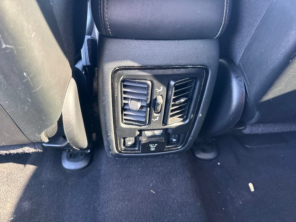 Used 2019 Dodge Durango R/T w/ Blacktop Package AWD/4WD image 10