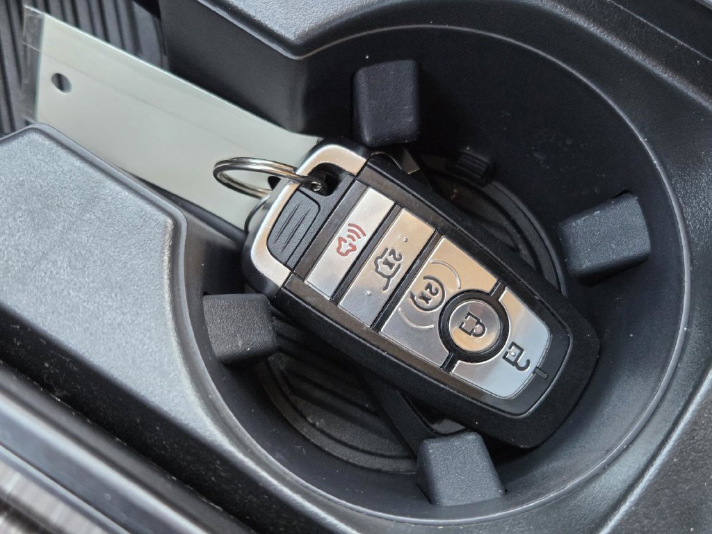 Used 2024 Ford Expedition Limited RWD image 37