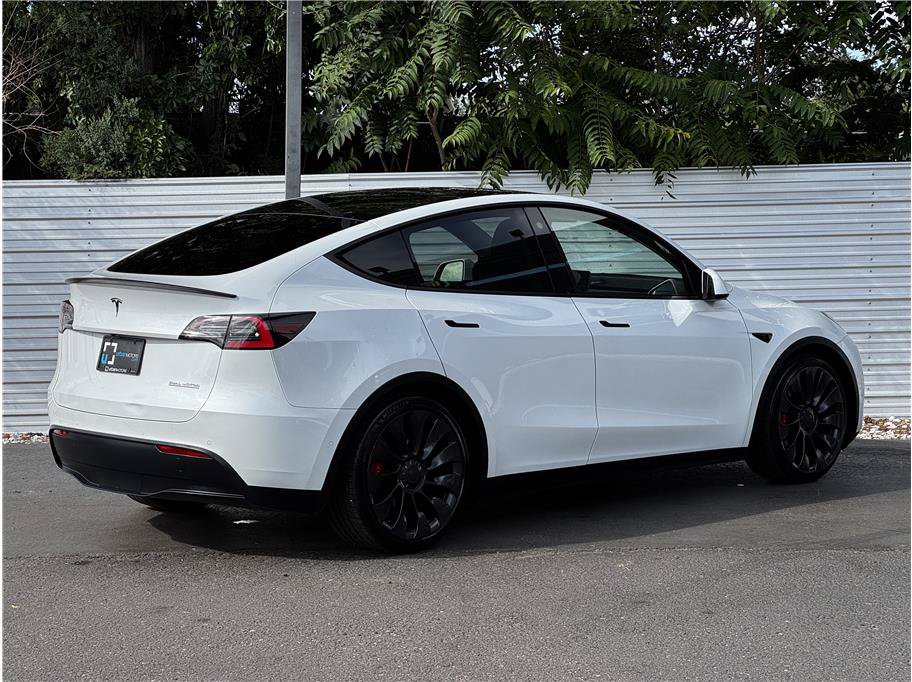 Used 2021 Tesla Model Y Performance AWD/4WD image 12