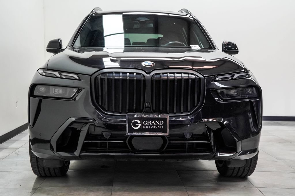 Used 2023 BMW X7 xDrive40i w/ M Sport Package AWD/4WD image 6