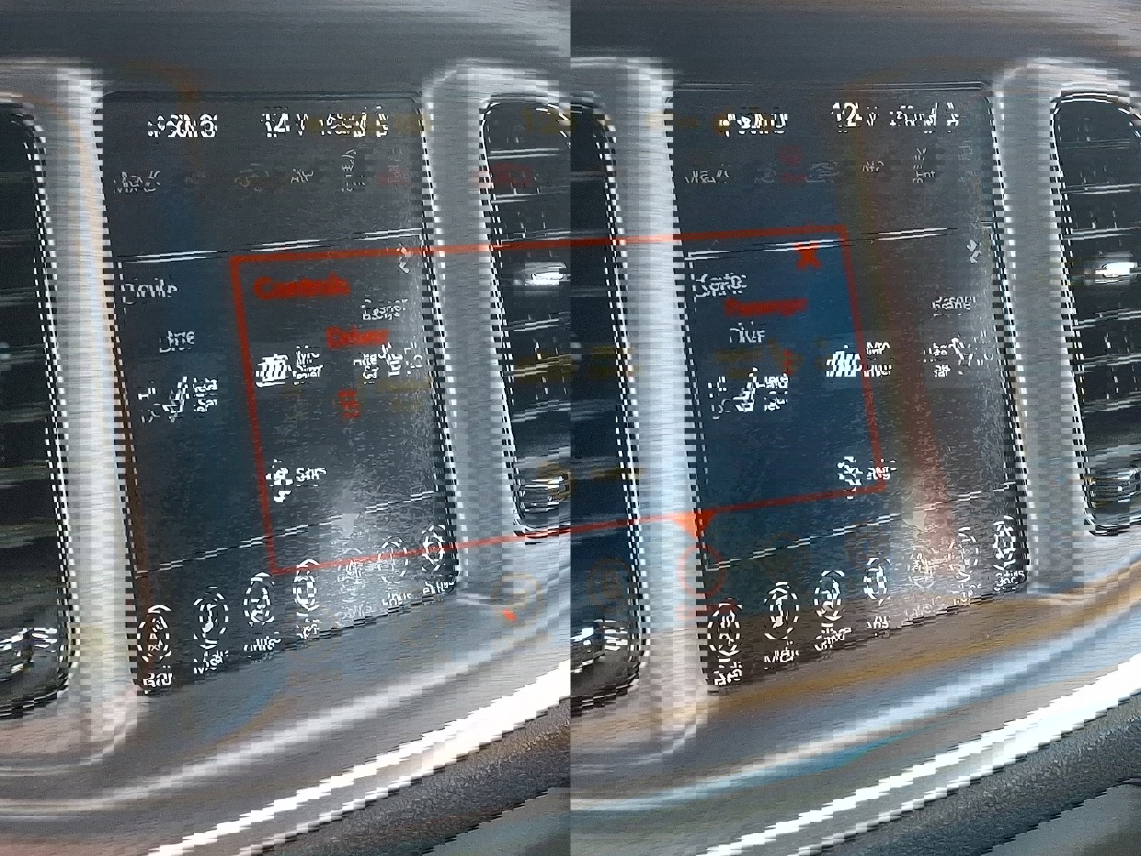 Used 2017 Dodge Charger SXT w/ Blacktop Package image 23