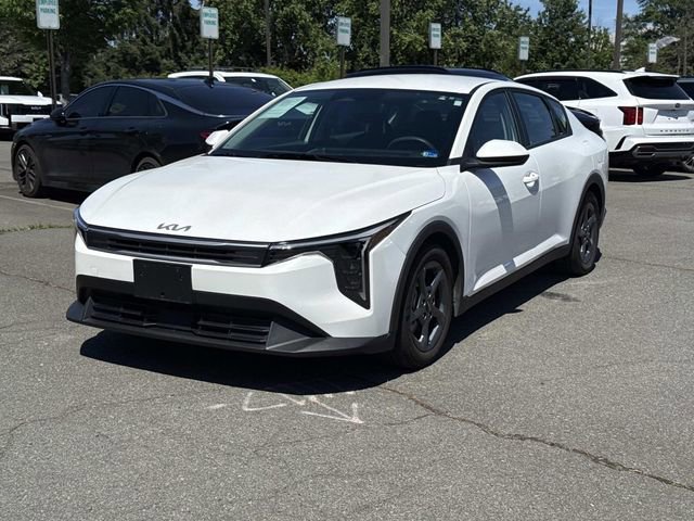 Used 2025 Kia K4 FWD image 5