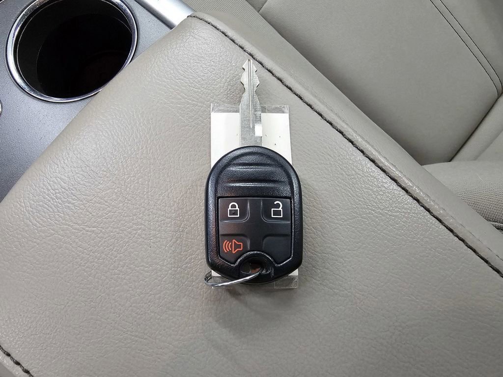 Used 2013 Ford Edge SE AWD/4WD image 33