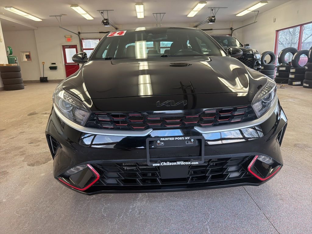 Used 2024 Kia Forte GT-Line w/ GT-Line Premium Package image 2