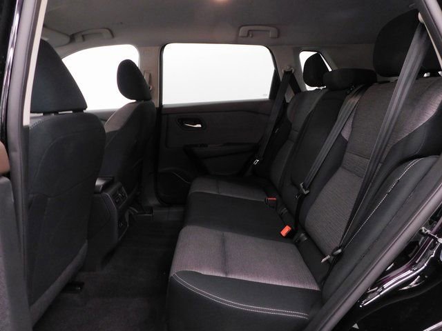 Certified 2023 Nissan Rogue SV image 24