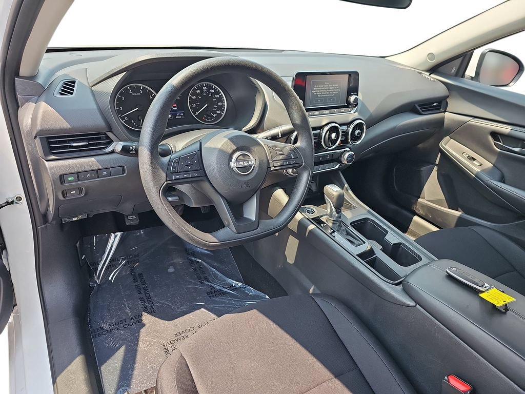 Used 2025 Nissan Sentra S FWD image 16