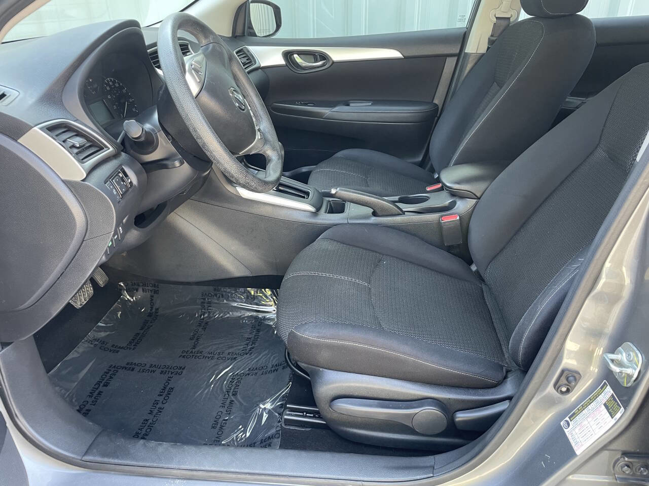 Used 2017 Nissan Sentra S image 9