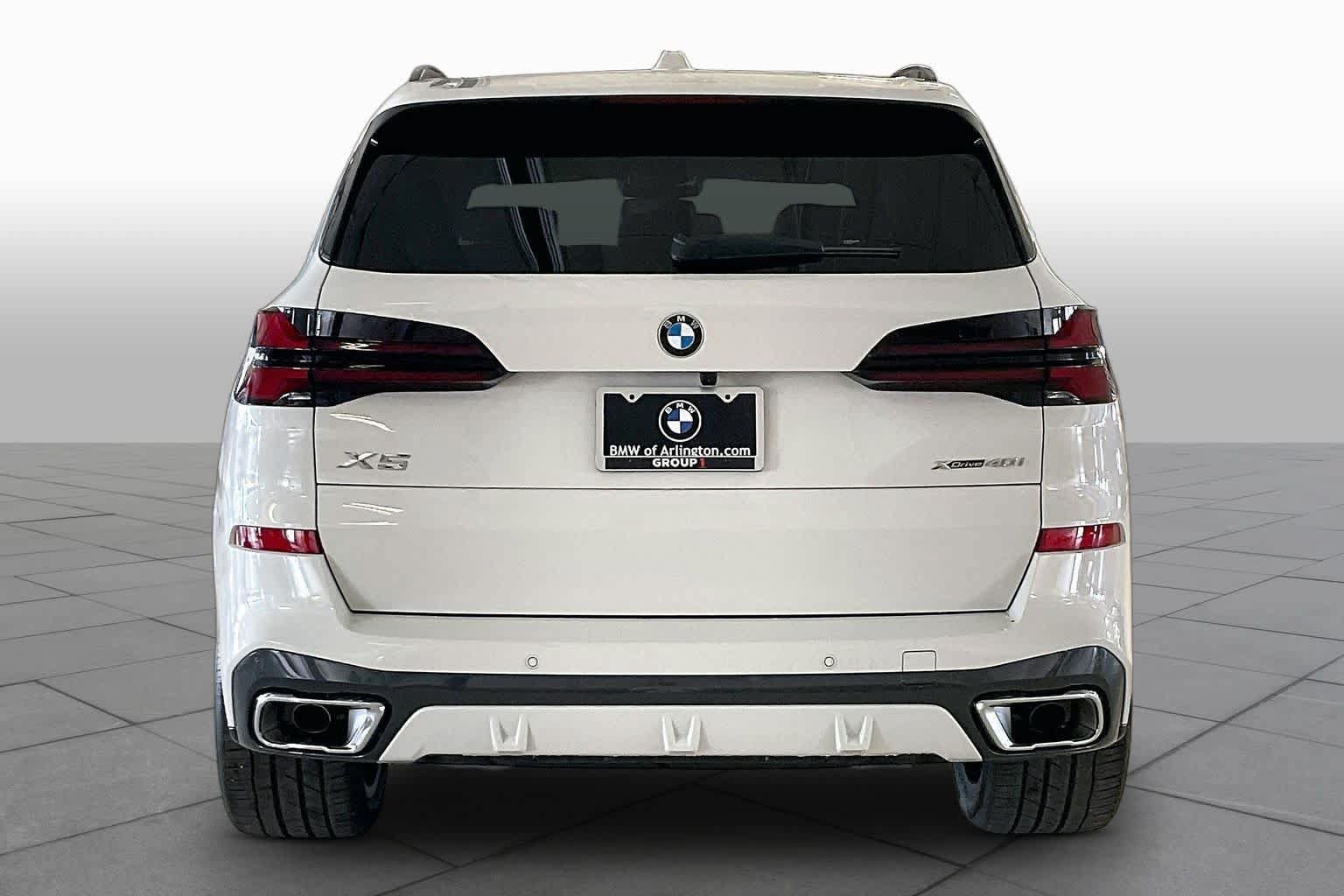 Used 2026 BMW X5 xDrive40i w/ M Sport Package AWD/4WD image 4