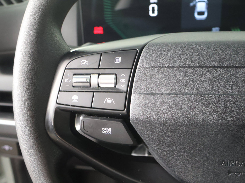 Used 2025 Kia K4 FWD image 37