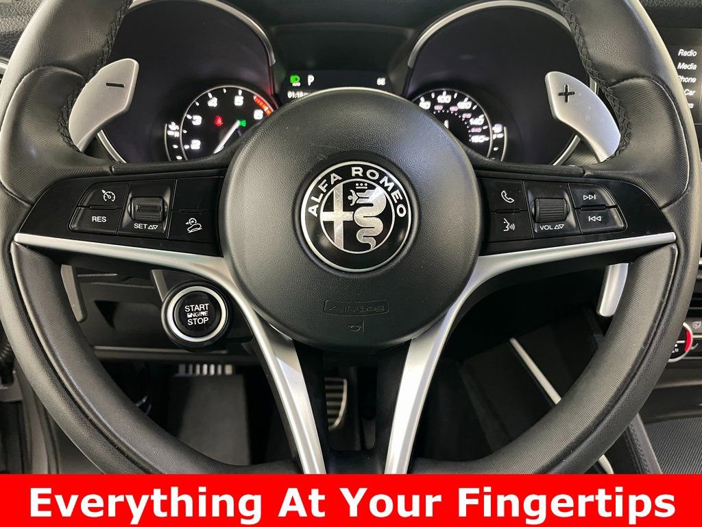 Used 2018 Alfa Romeo Stelvio Ti Sport image 4