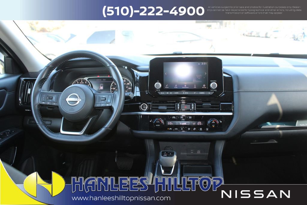 Certified 2024 Nissan Pathfinder SV image 18