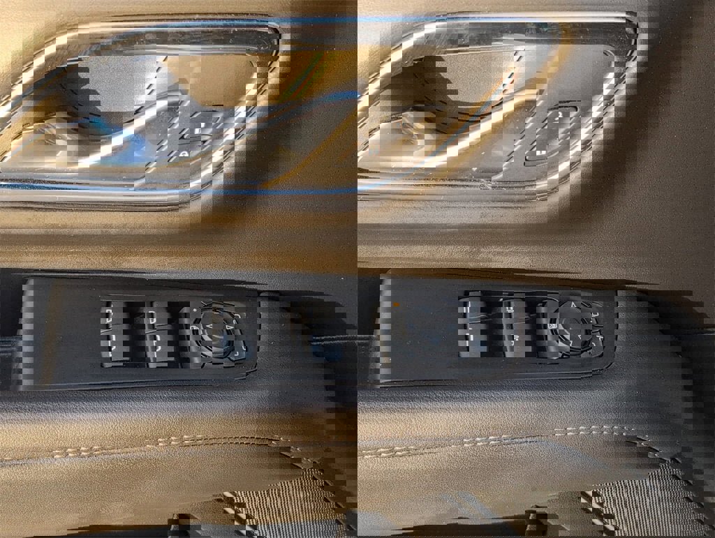 Certified 2023 Chevrolet Tahoe LS image 16