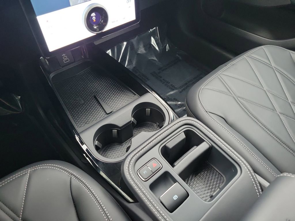 Used 2025 Ford Mustang Mach-E Select image 28