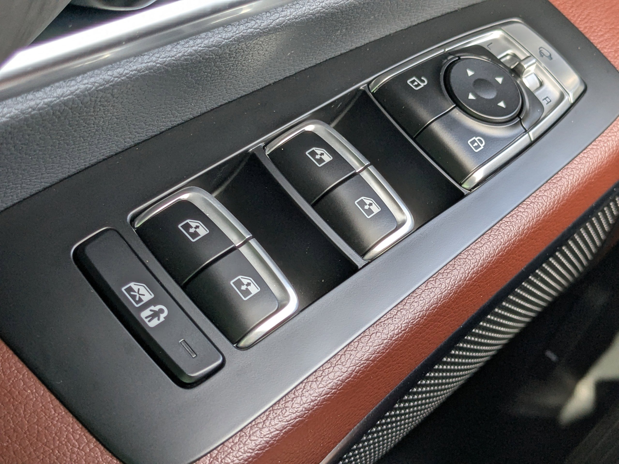 Used 2023 Kia Telluride SX image 30