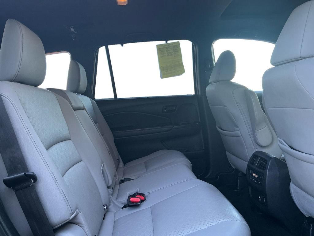 Used 2022 Honda Passport Elite image 19