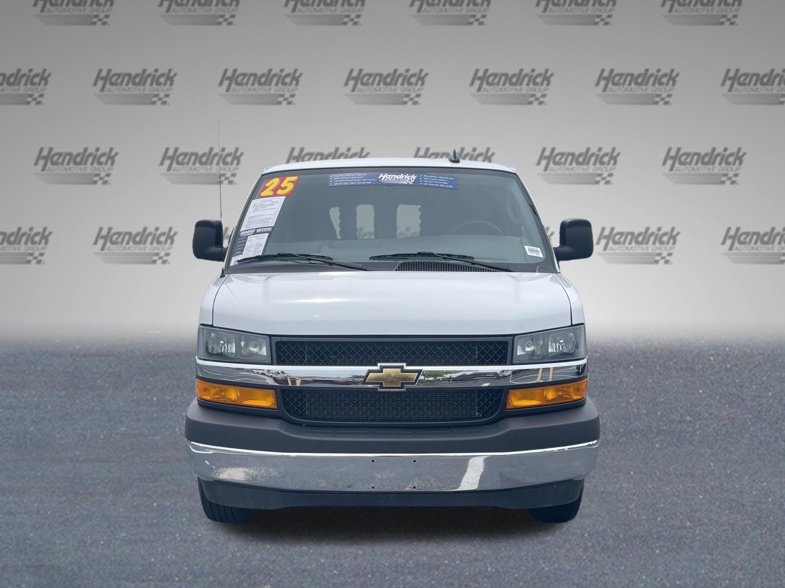 Used 2025 Chevrolet Express 2500 w/ Driver Convenience Package RWD image 3