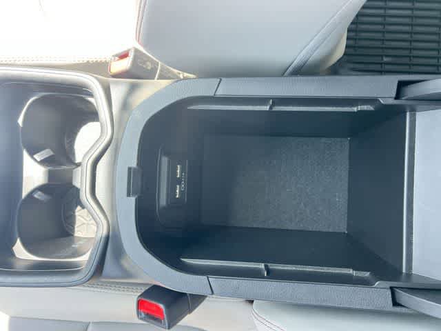 Used 2021 Toyota RAV4 XLE Premium FWD image 27