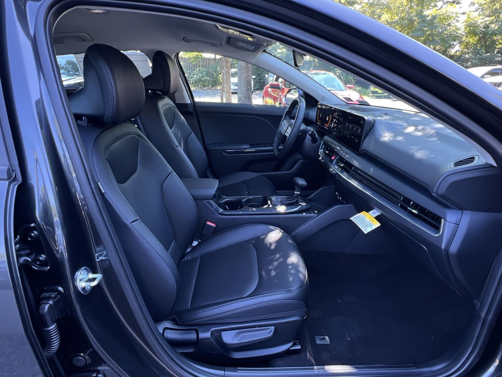 New 2026 Kia K4 EX FWD image 32