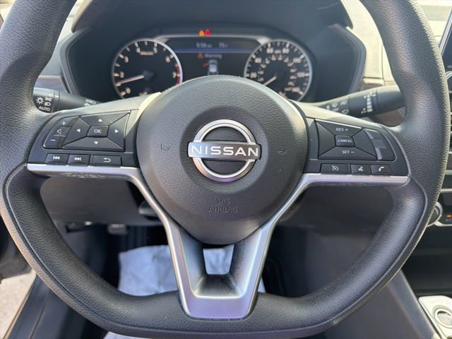 Used 2024 Nissan Altima 2.5 SV FWD image 12
