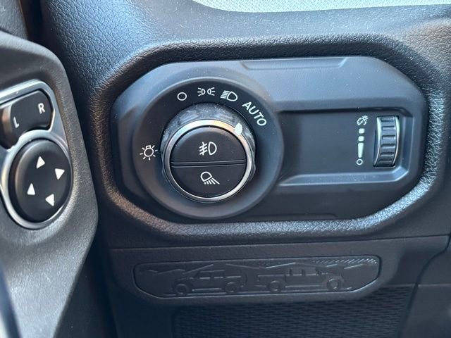 New 2026 Jeep Gladiator Sport AWD/4WD image 38