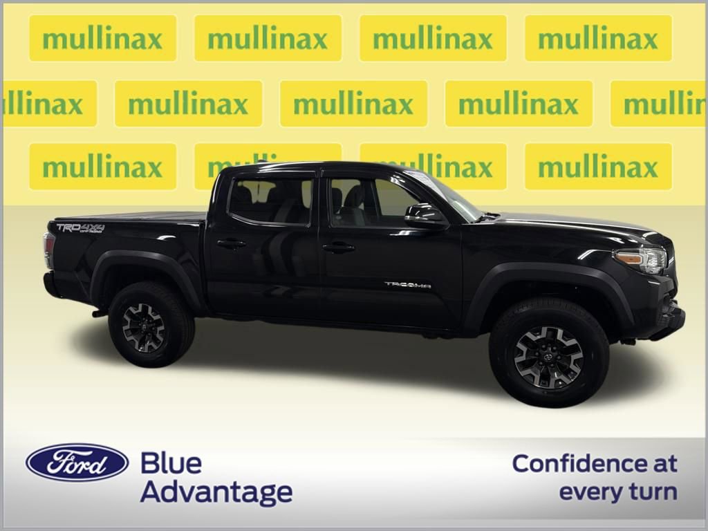 Used 2020 Toyota Tacoma TRD Off-Road w/ Technology Package image 2
